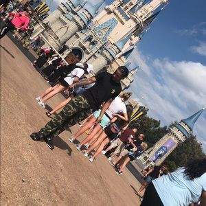 Meet your Posher, Justis